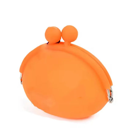 Portable Multi-Functional Silicone Fashionable Dog Treat Pouch for Training Outdoor Multi-functional Pet Snack Bag with Clip